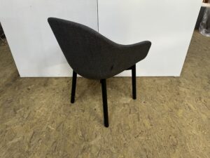 Modus ‘Quiet’ chair
