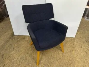 Connection arm chair