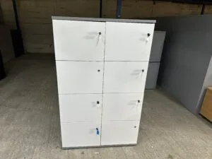 White MFC 8 door lockers